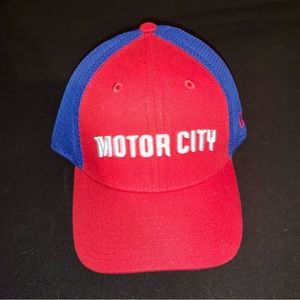 Detroit Pistons New Era flex fit hat